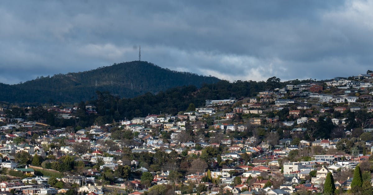 Breakdown of Common Kitchen Material Costs in Hobart