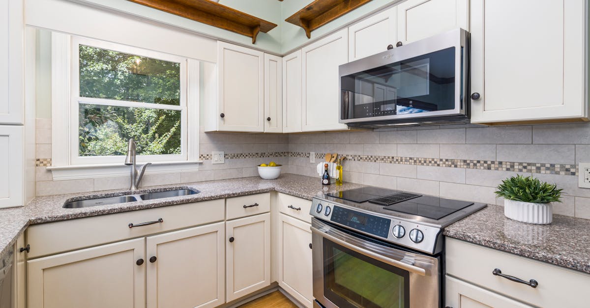 Setting Up an Emergency Fund for Unexpected Renovation Costs